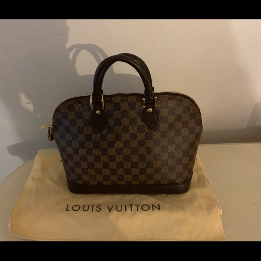 Authentic Louis Vuitton Damier Alma Bag-SAlE Price!!